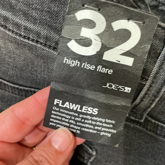 NWT! Joe’s Jeans High Rise Destroyed Flare Jeans Black 32 - Picture 5 of 8